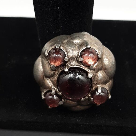 Vintage pin  - Picture 1 of 4